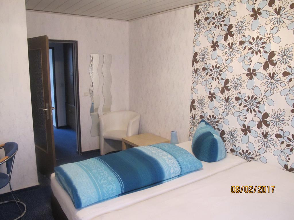 Hotel Pension Check In Güstrow Exterior foto
